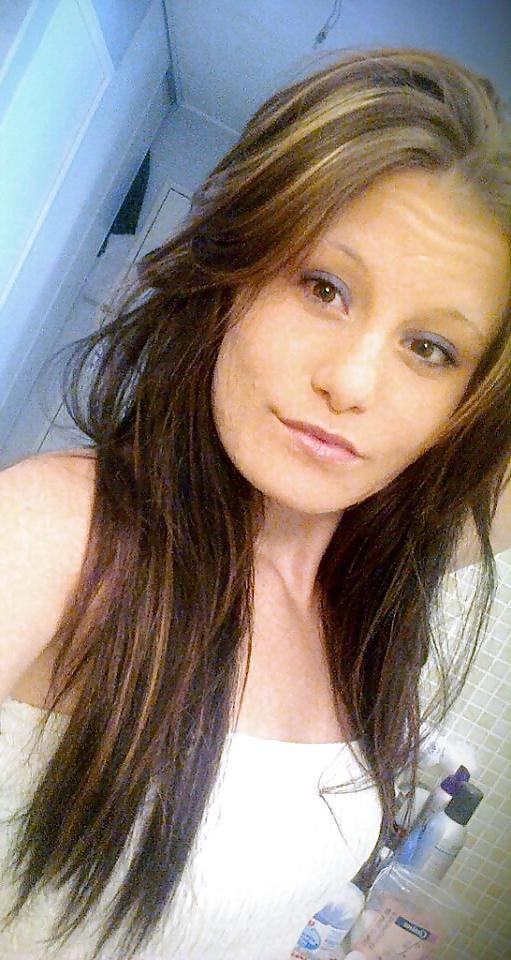 24P Amandine une vraie tete de petasse bitch