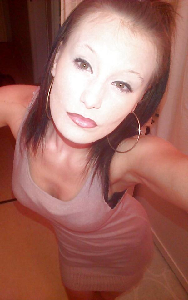 24P Amandine une vraie tete de petasse bitch