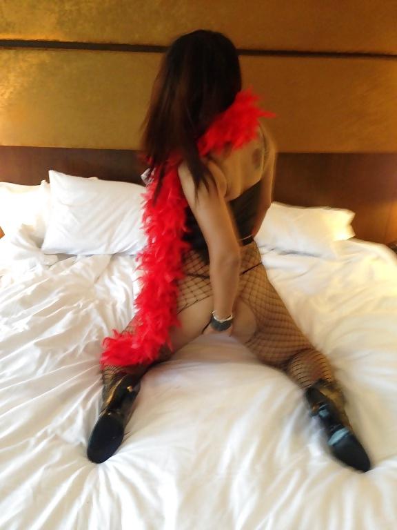 21P Nasty Singapore Girl Nikita