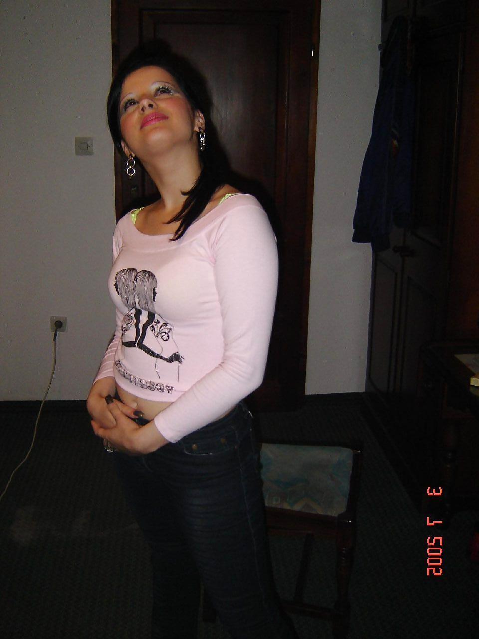 25P Romanian bitch in motel