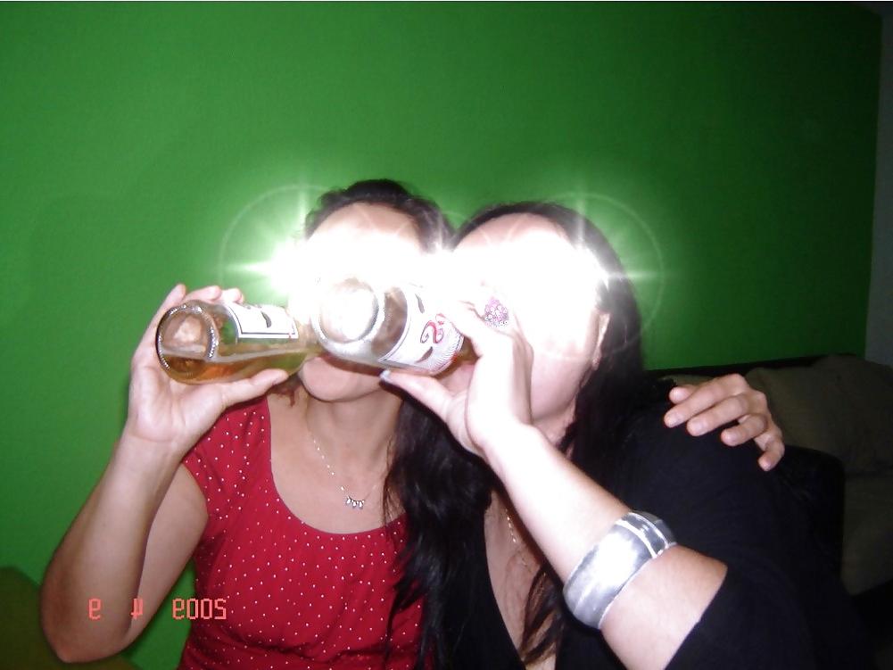 24P Kinky Lucy Ashley Bisex Amateur 3 con Censura