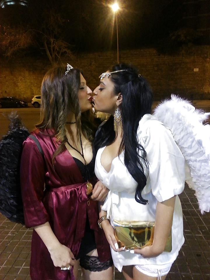 21P Iris Teen Bitch (II)
