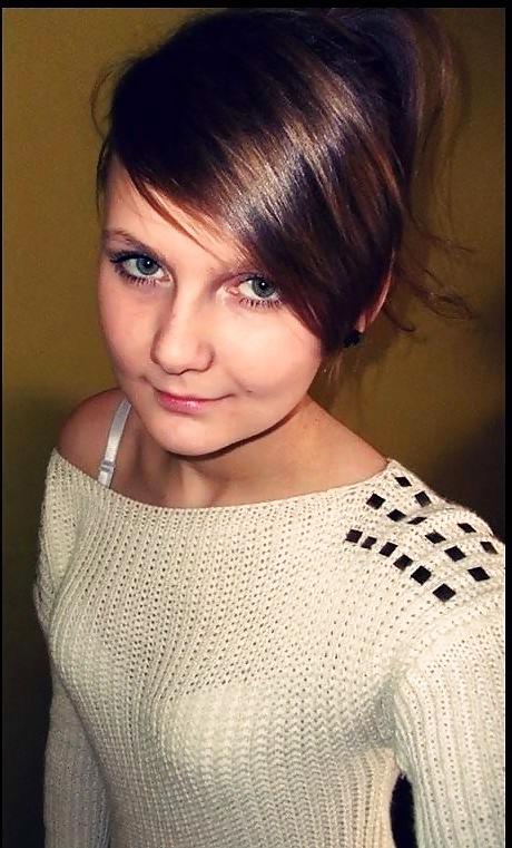 24P Jizz your load on these sluts 8