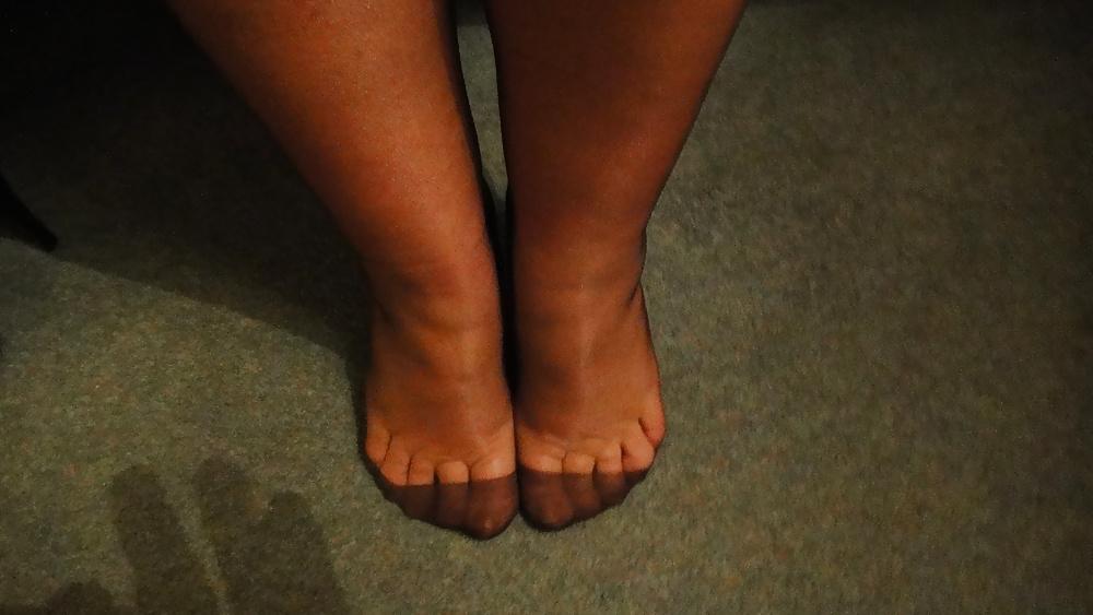 9P Feet and stockings as requested by guardcats3