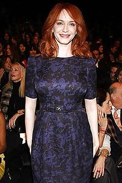 25P Christina Hendricks - Redheaded Goddess