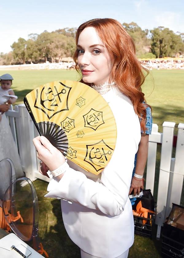 25P Christina Hendricks - Redheaded Goddess