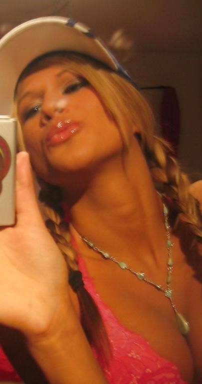 25P BLOND BITCH 3