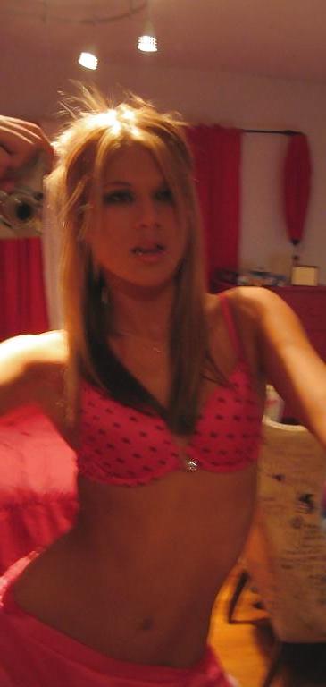 25P BLOND BITCH 3