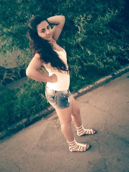 18P Amateur facebook teen Ass n Feet 