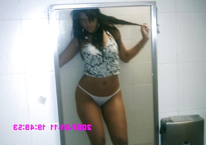 23P Bk  Several Female 7