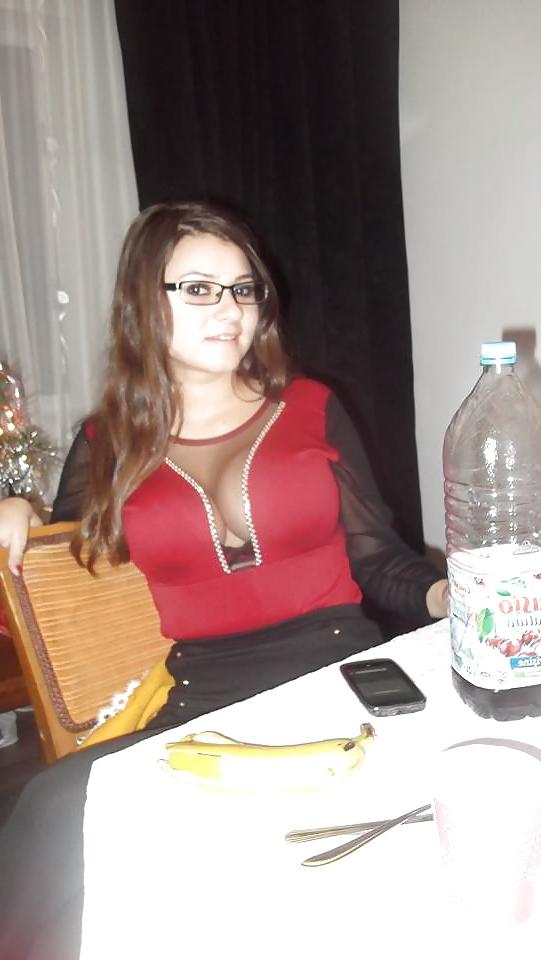 25P Hot glasses nerdy girl!!!