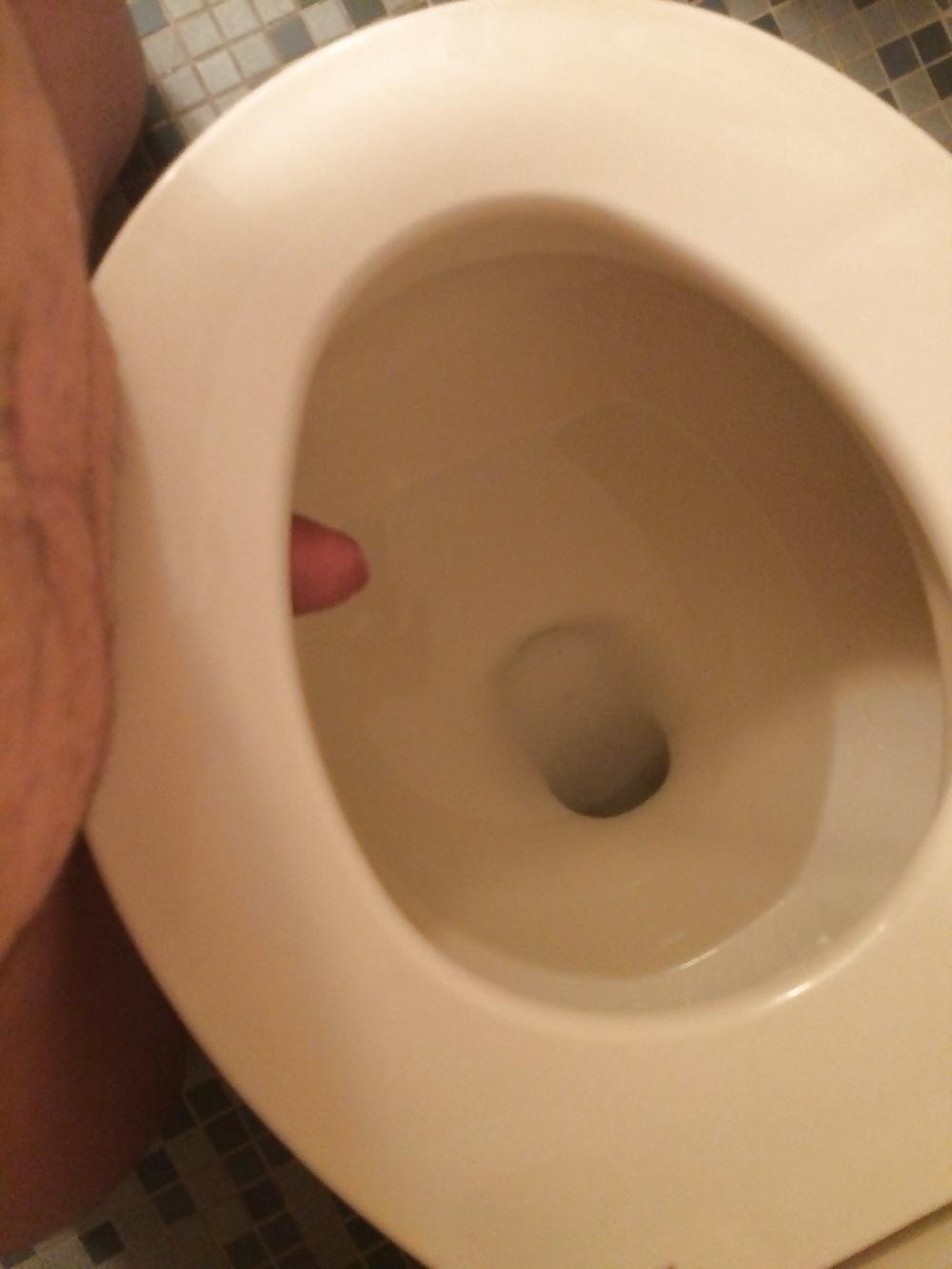 5P Fucking my toilet
