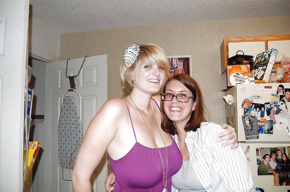 25P TITTY FUCK  