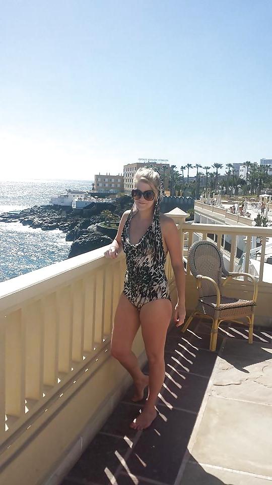 25P Sammi la bitch blonde anglaise