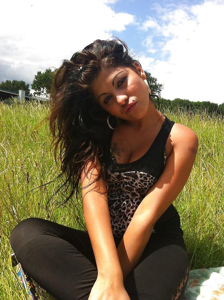 25P Cute little gypsy whore