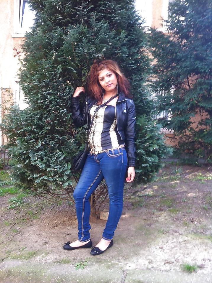 25P Cute little gypsy whore