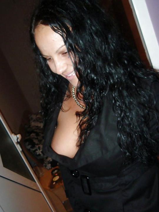 25P Bitch with big tits