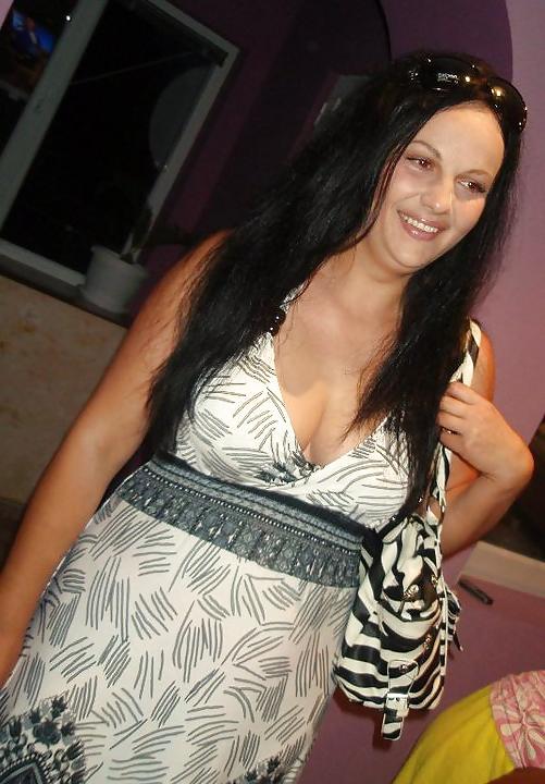 25P Bitch with big tits