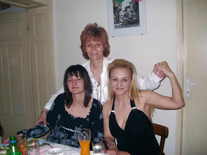 25P Cheating blonde bitch