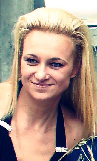 25P Cheating blonde bitch