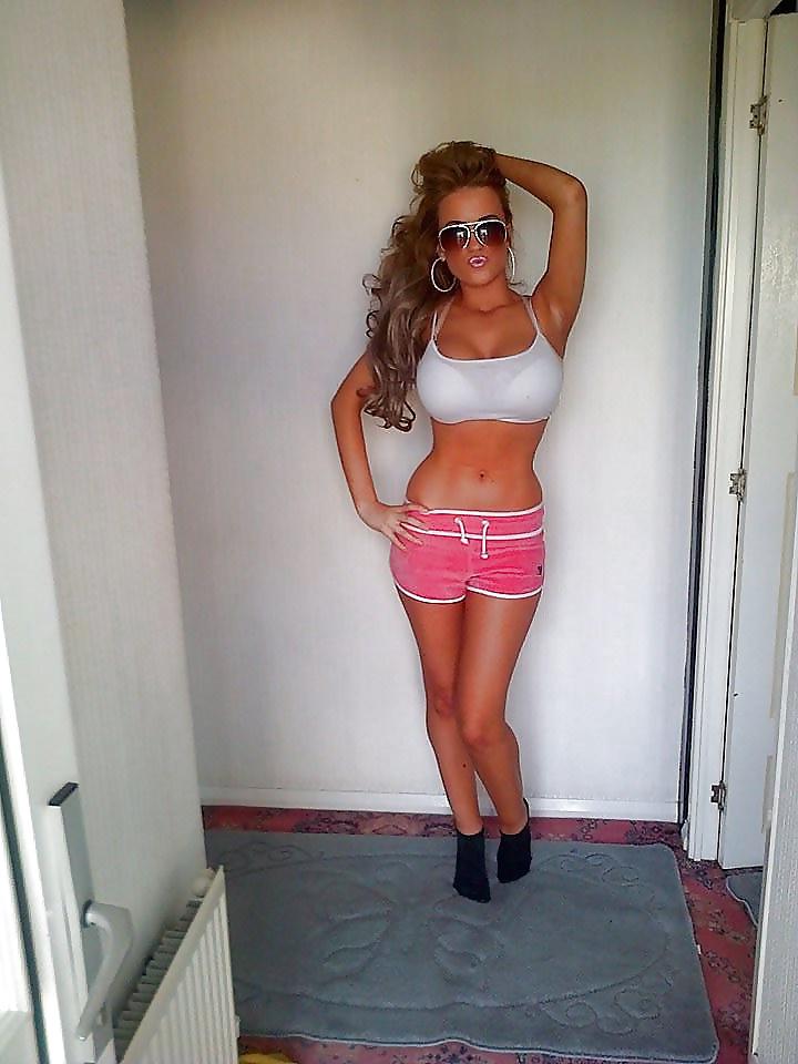 25P Anna hottest gypsy bitch ever