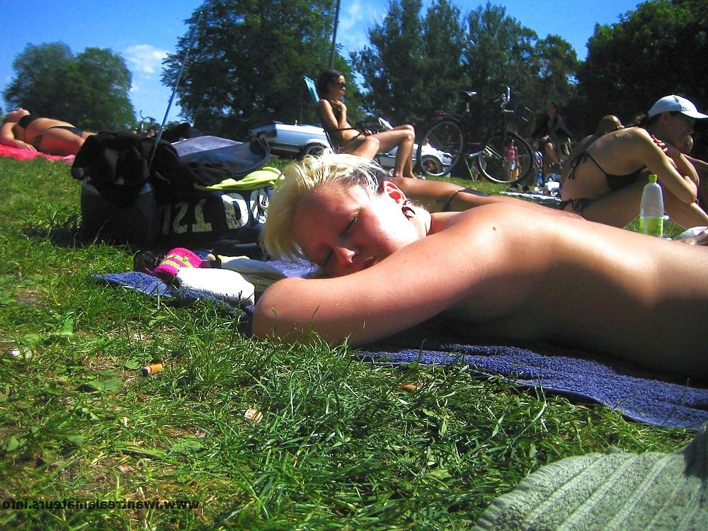 24P Real Amateur Set: Fun at Lake