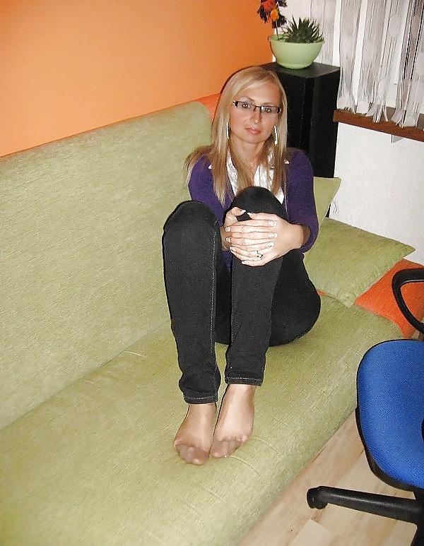 25P Nylon feet 57