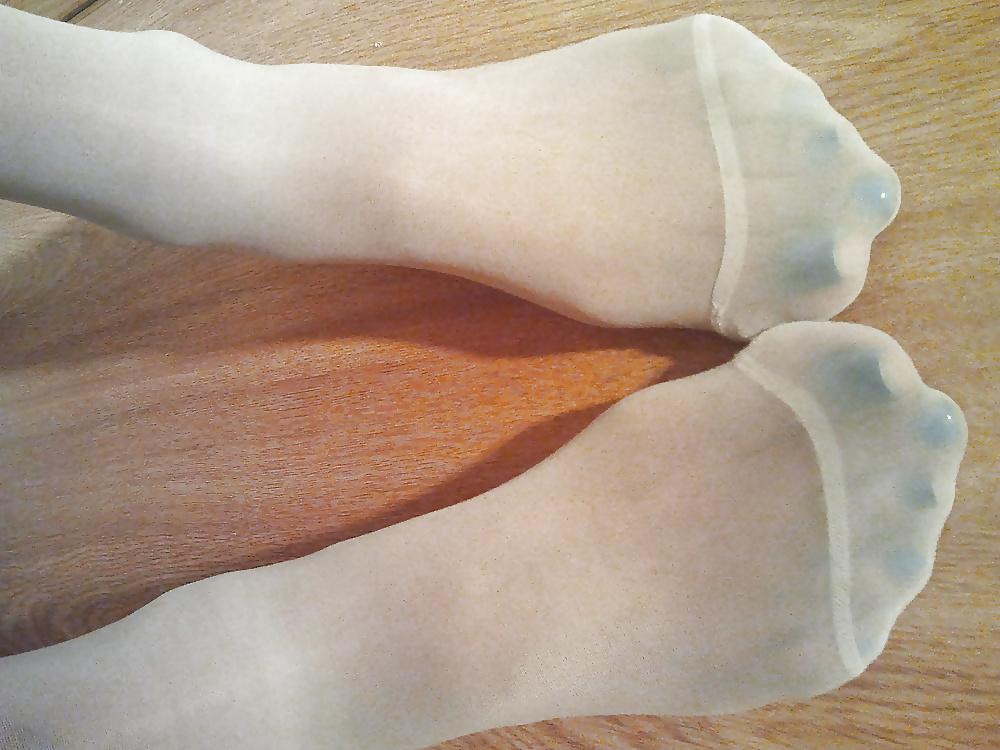 25P Nylon feet 57
