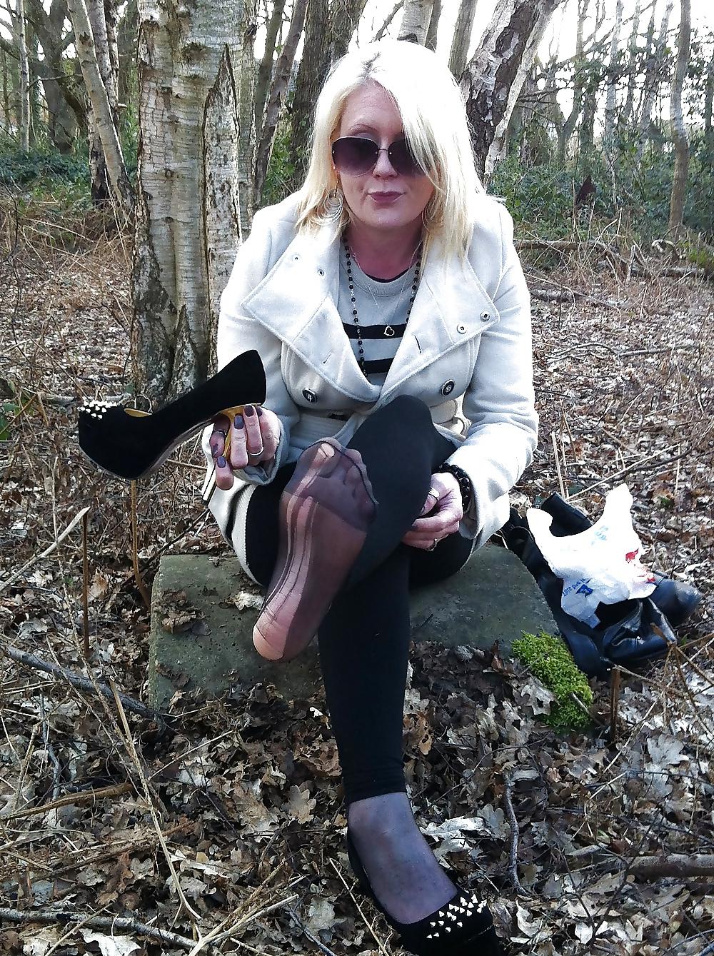 25P Nylon feet 57