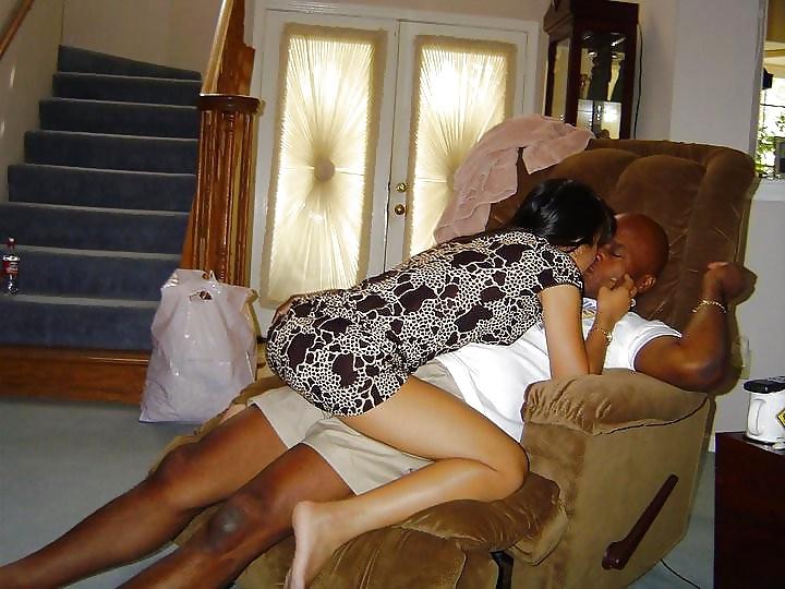 5P Hot bbc lovin girl with big ass. (Who is she?)