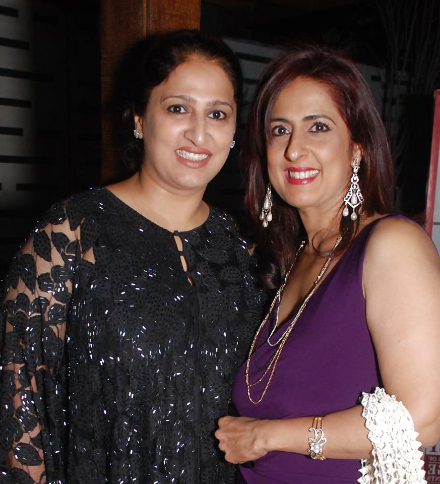 25P MRS SANGEETA hot bitch indian milf