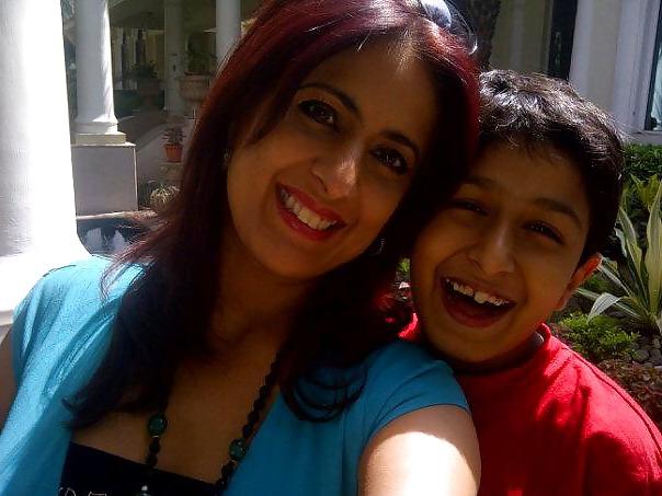 25P MRS SANGEETA hot bitch indian milf