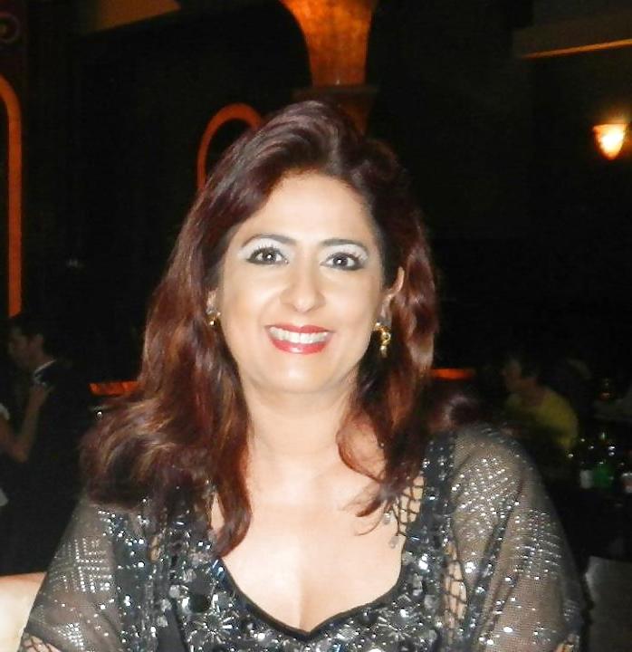 25P MRS SANGEETA hot bitch indian milf