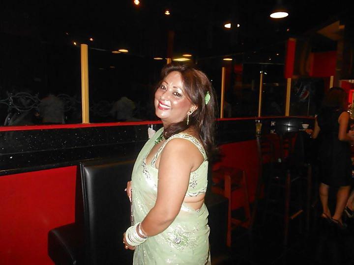 22P MRS MAHAT (super sexy nepali mom)
