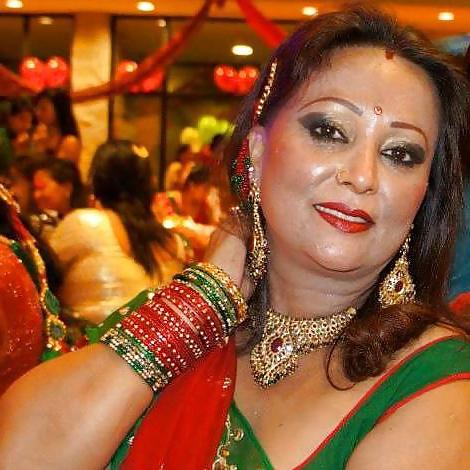 22P MRS MAHAT (super sexy nepali mom)