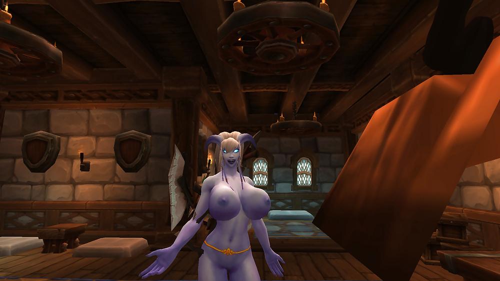 25P My sexy female draenei
