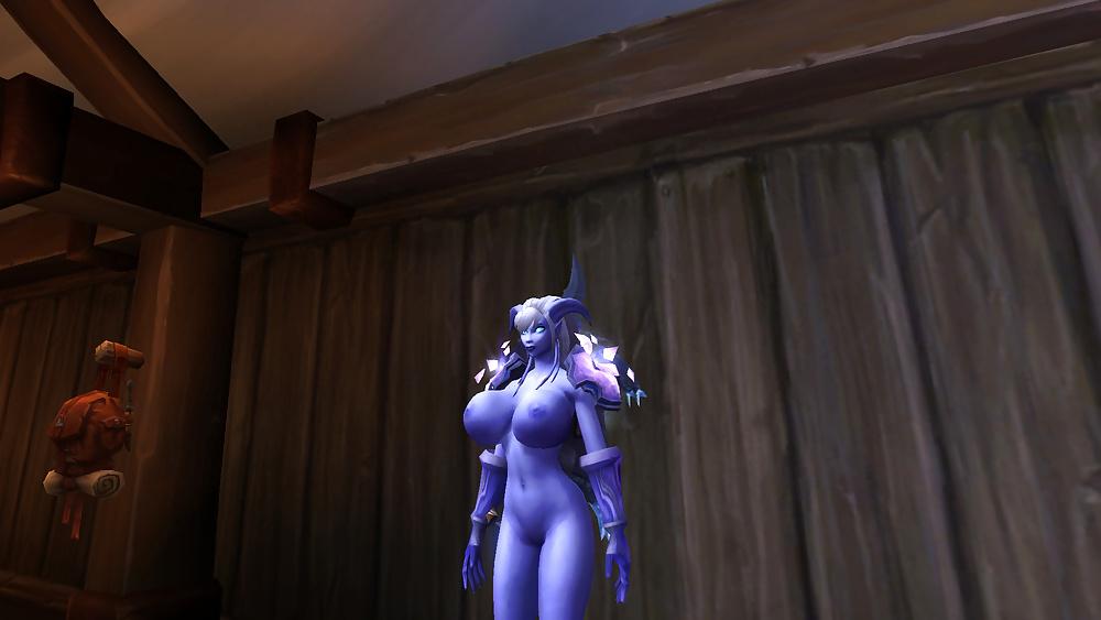 25P My sexy female draenei
