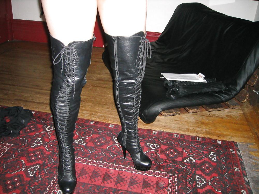 11P My Secretary at play