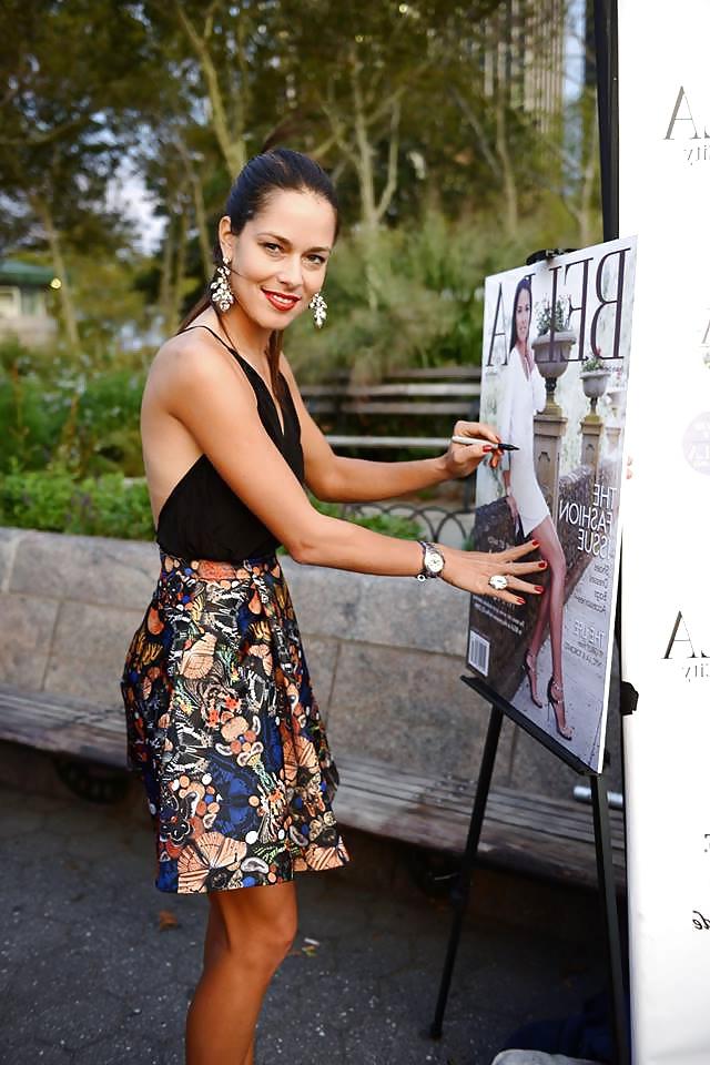 25P Ana Ivanovic goddess