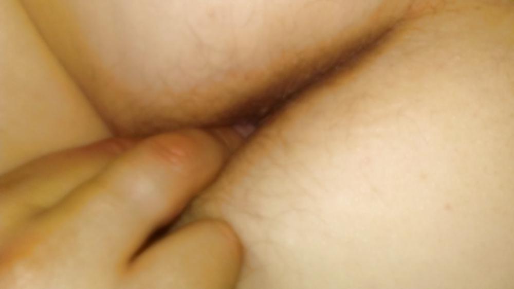 24P Wifey wife fisting ass play hairy pussy feet