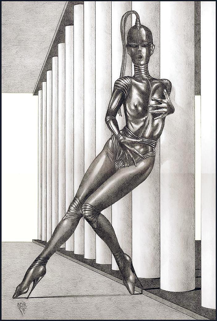 25P Bizarre B&W Latex Art