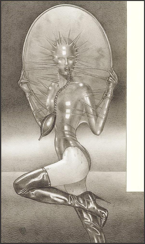 25P Bizarre B&W Latex Art