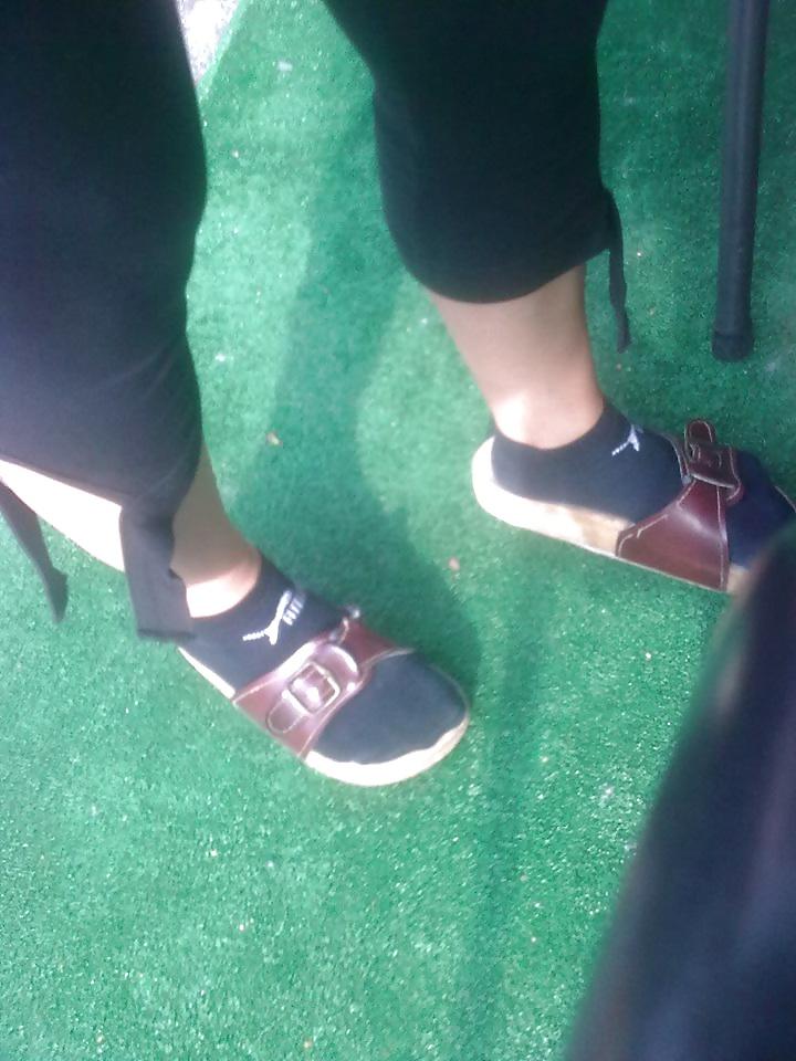 25P Birkenstock shoes n feet 9