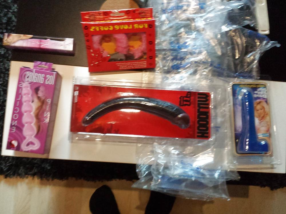 4P TOYS, SPECIAL COOKIE AND CUM FOR MY WIFE