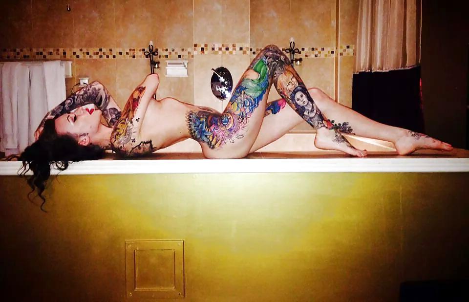 9P Tatoo'd punk chick.