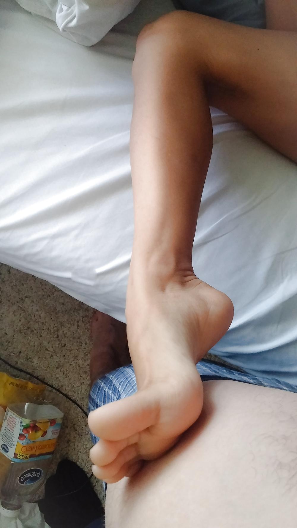 12P Sexy petite asian foot play