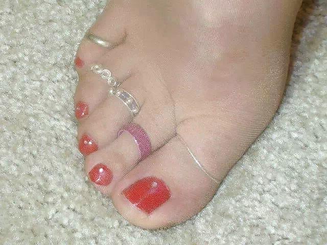 25P Nylon Feet 2