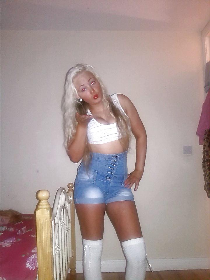 25P British Chav Traveler slut