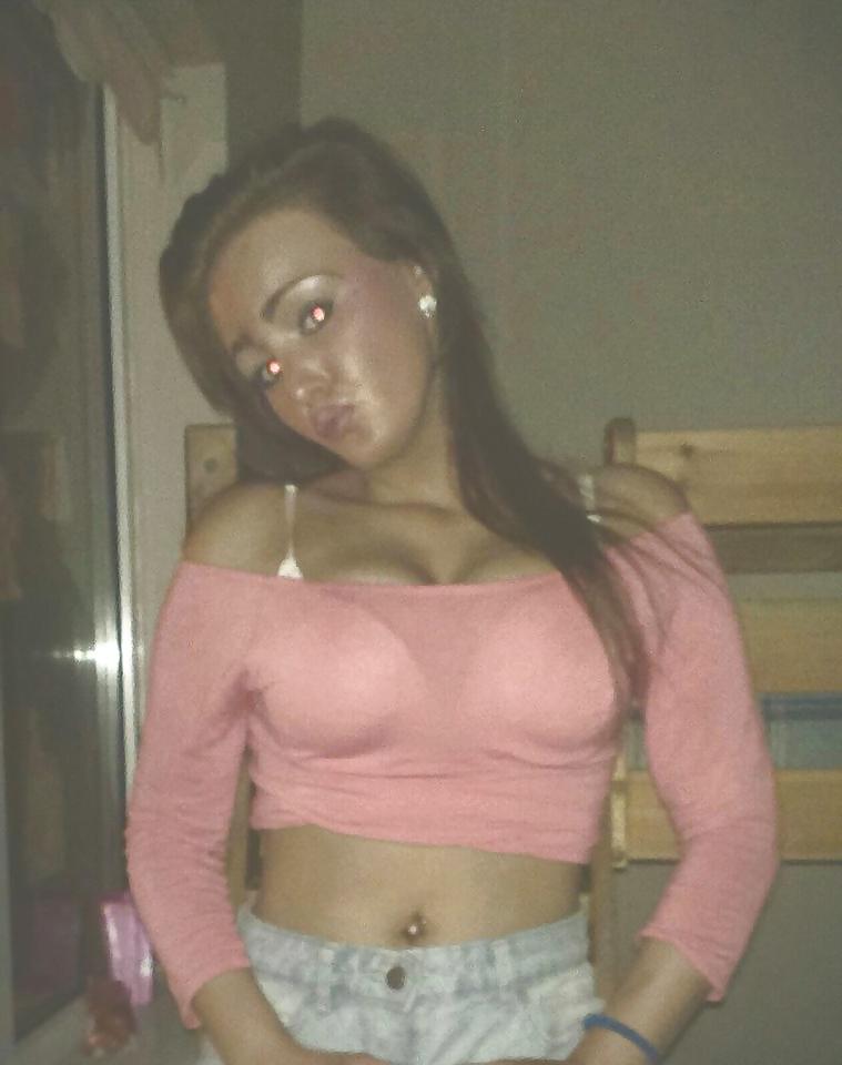 25P British Chav Traveler slut