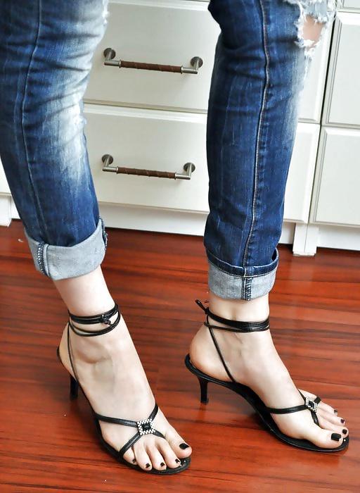 20P Digitalism24 sexy feet and shoes 6